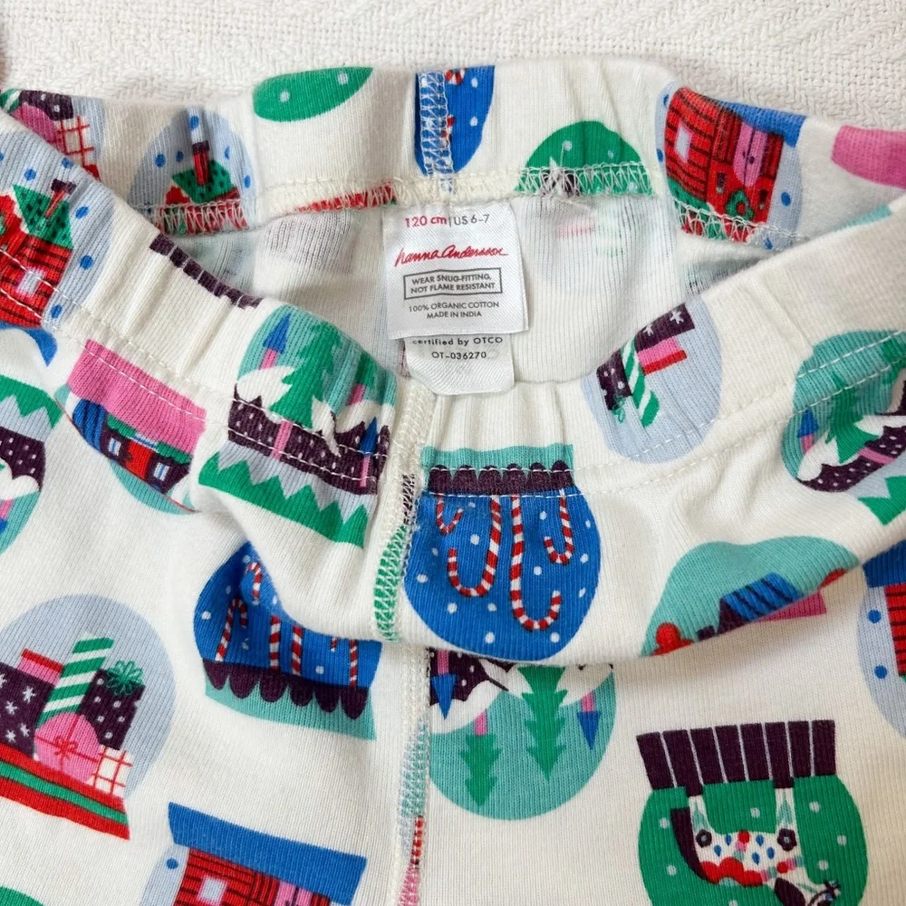 Hanna Andersson Pajama Set Winter Snow Globes Size 6-7 - festive, charming